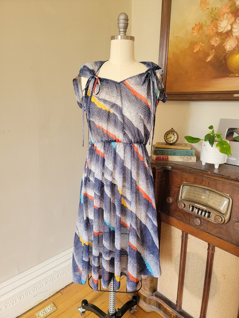 Vintage 1970s Sheer Polyester Funky Print Dress Small Medium